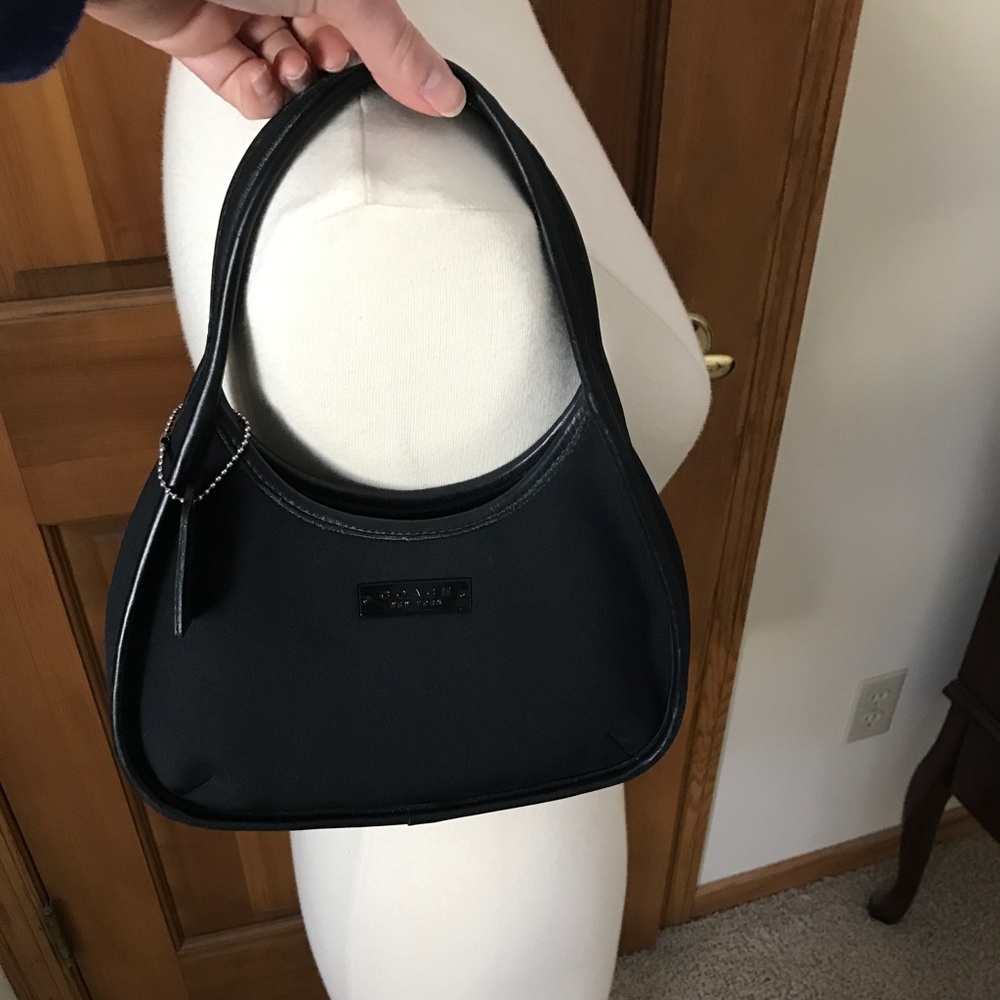Nylon/leather coach purse
